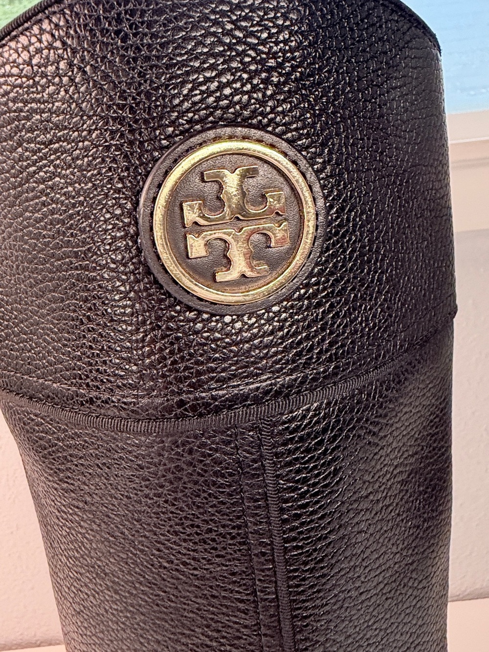 Tory Burch Tall black Pebbled Leather Riding Boots Gold Logo size  8 Boots - Picture 2 of 16